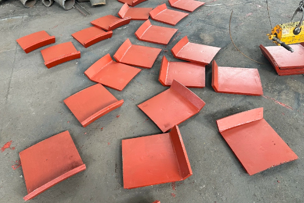 高鉻堆焊耐磨復(fù)合鋼板