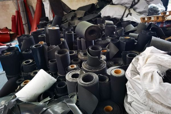 非金屬補(bǔ)償器蒙皮